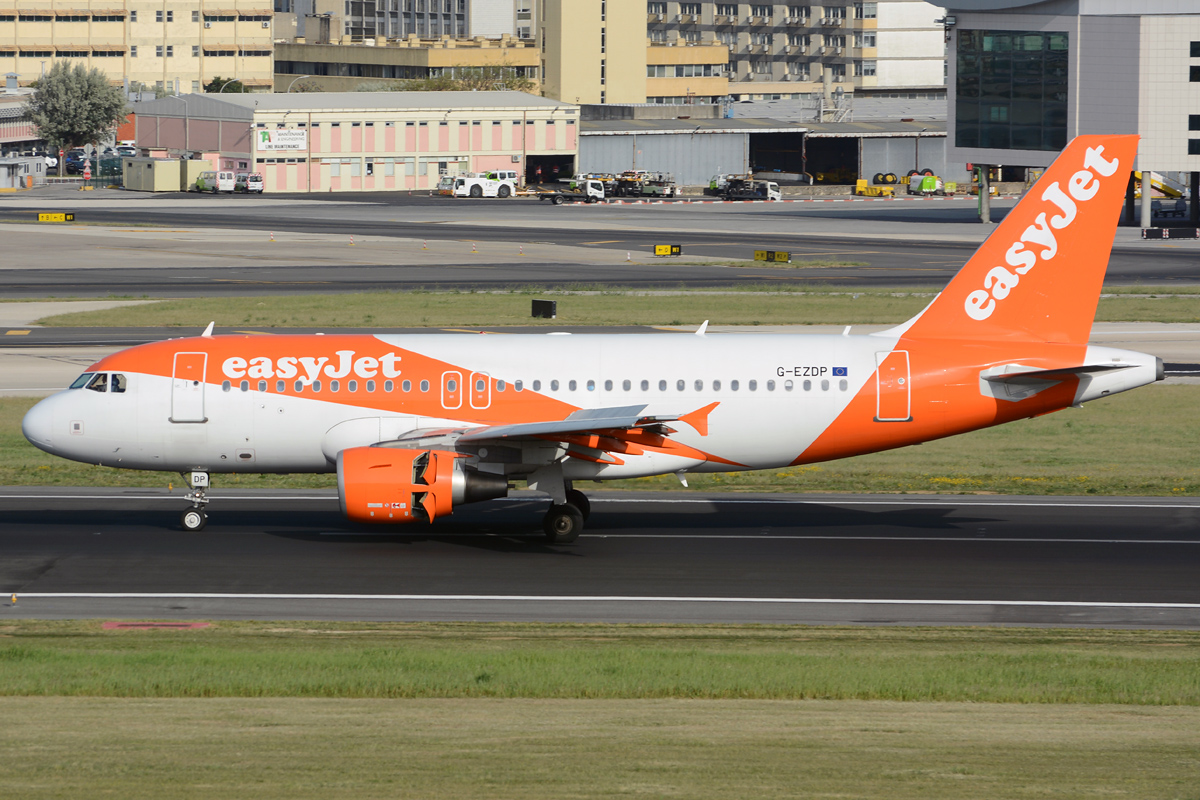 G-EZDP · Airbus A319-111 · (LIS / LPPT)