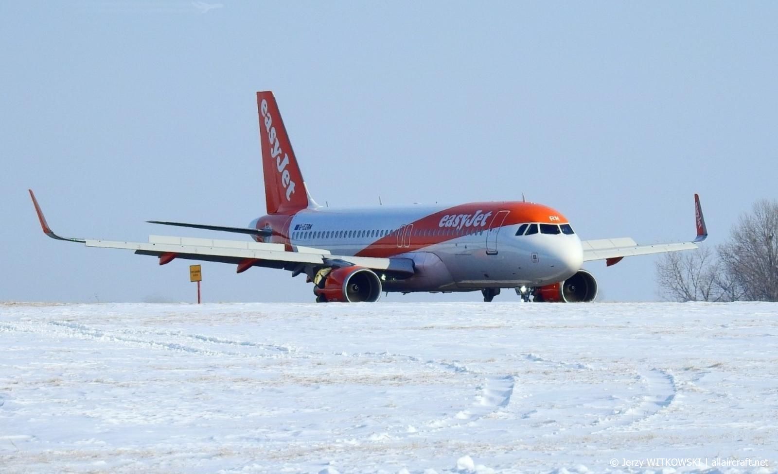 G-EZRY (8344) Airbus A320-214(WL)