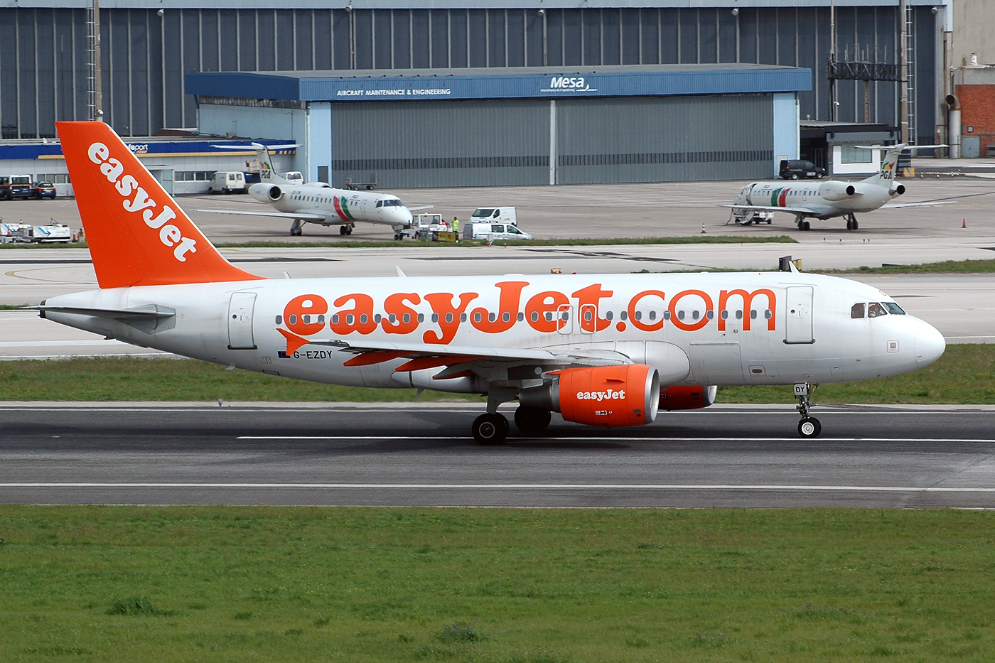 G-EZDY (3763) 2009 Airbus A319-111