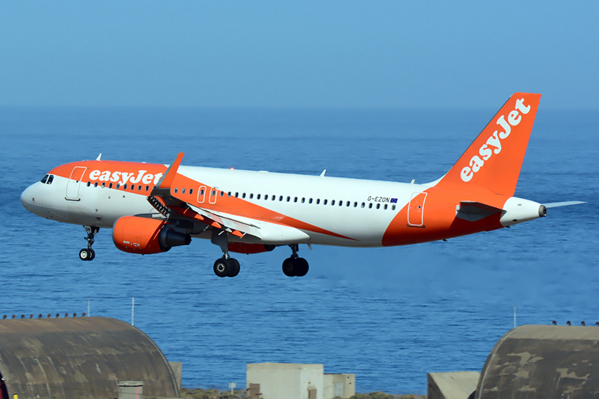 G-EZON · Airbus A320-214(WL) · (LPA / GCLP)