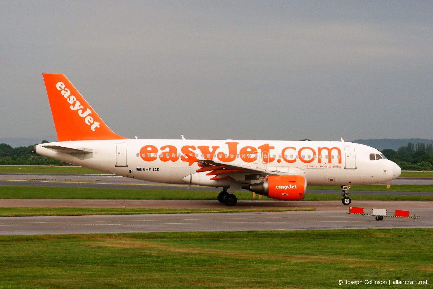 G-EJAR (2412) 2005 Airbus A319-111