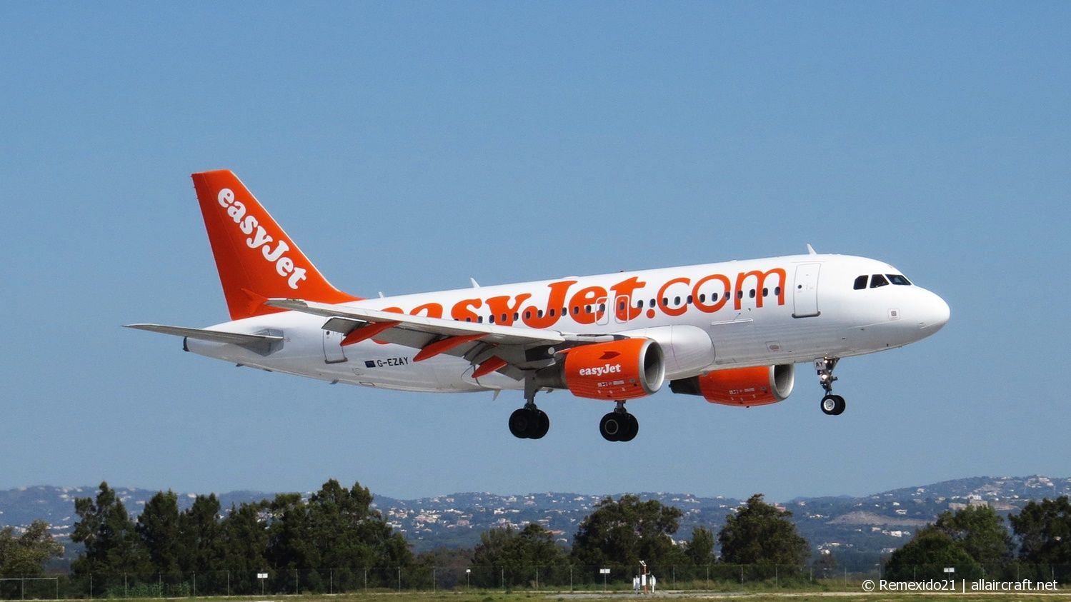 G-EZAY (2827) 2006 Airbus A319-111