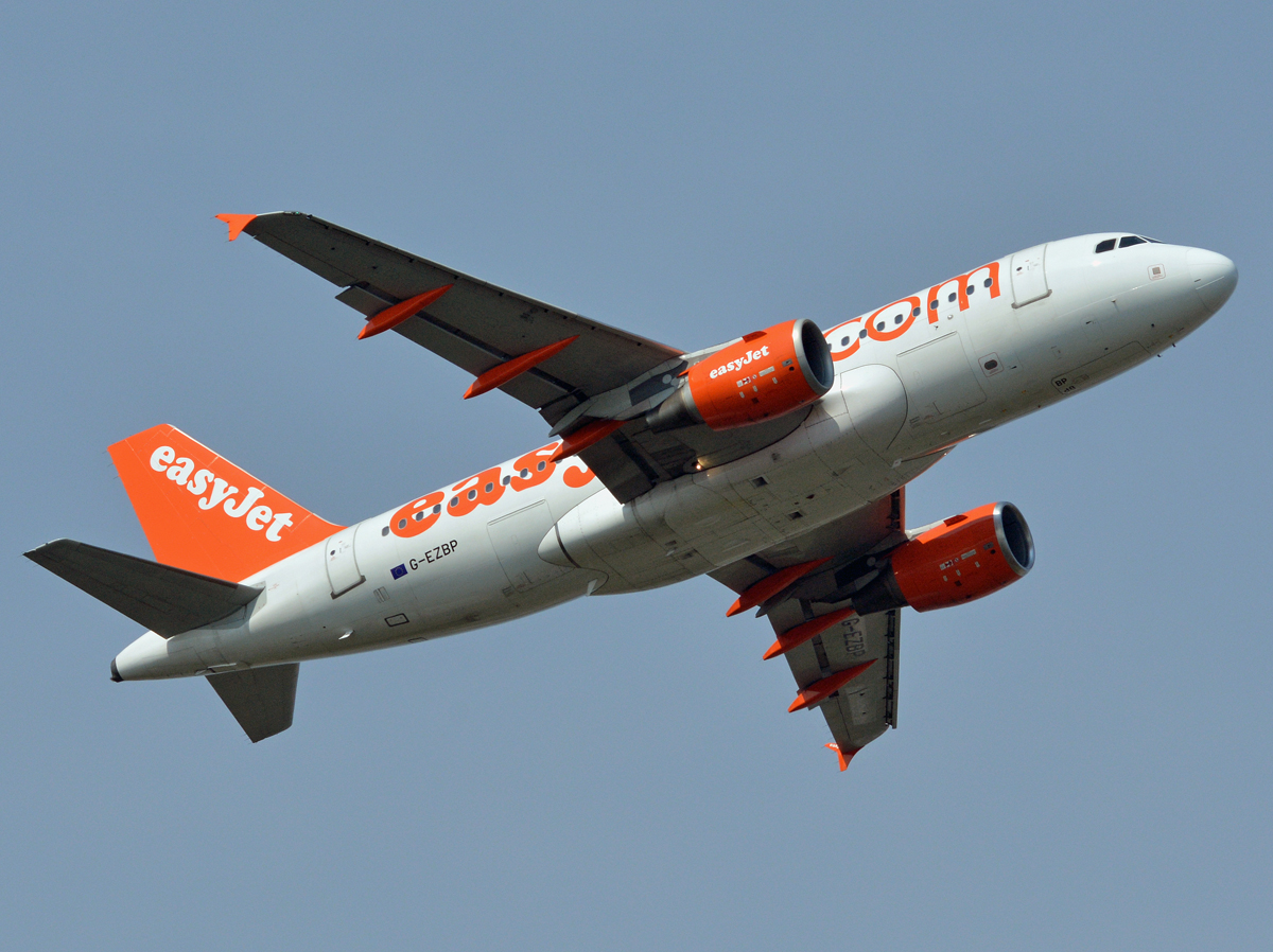 G-EZBP · Airbus A319-111 · (CPH / EKCH)