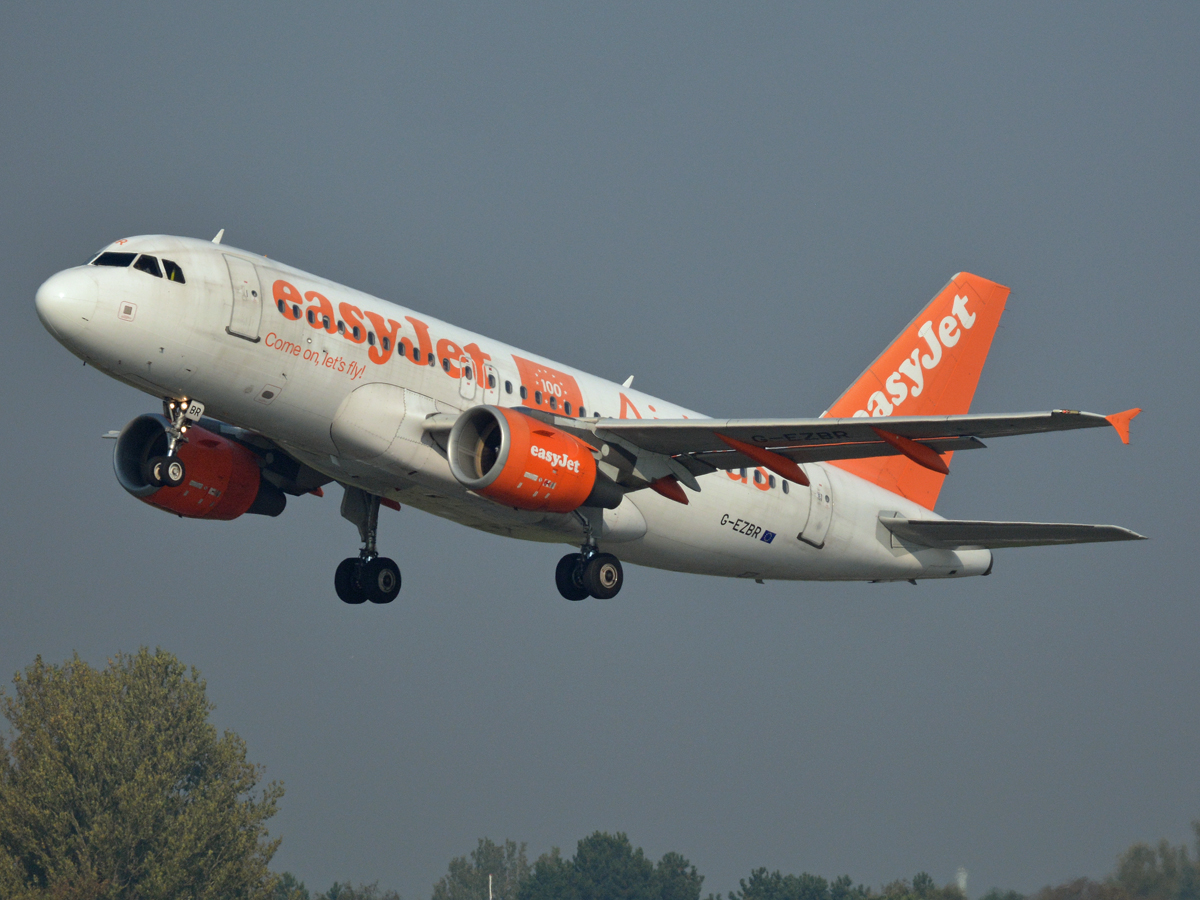 G-EZBR · Airbus A319-111 · (CPH / EKCH)