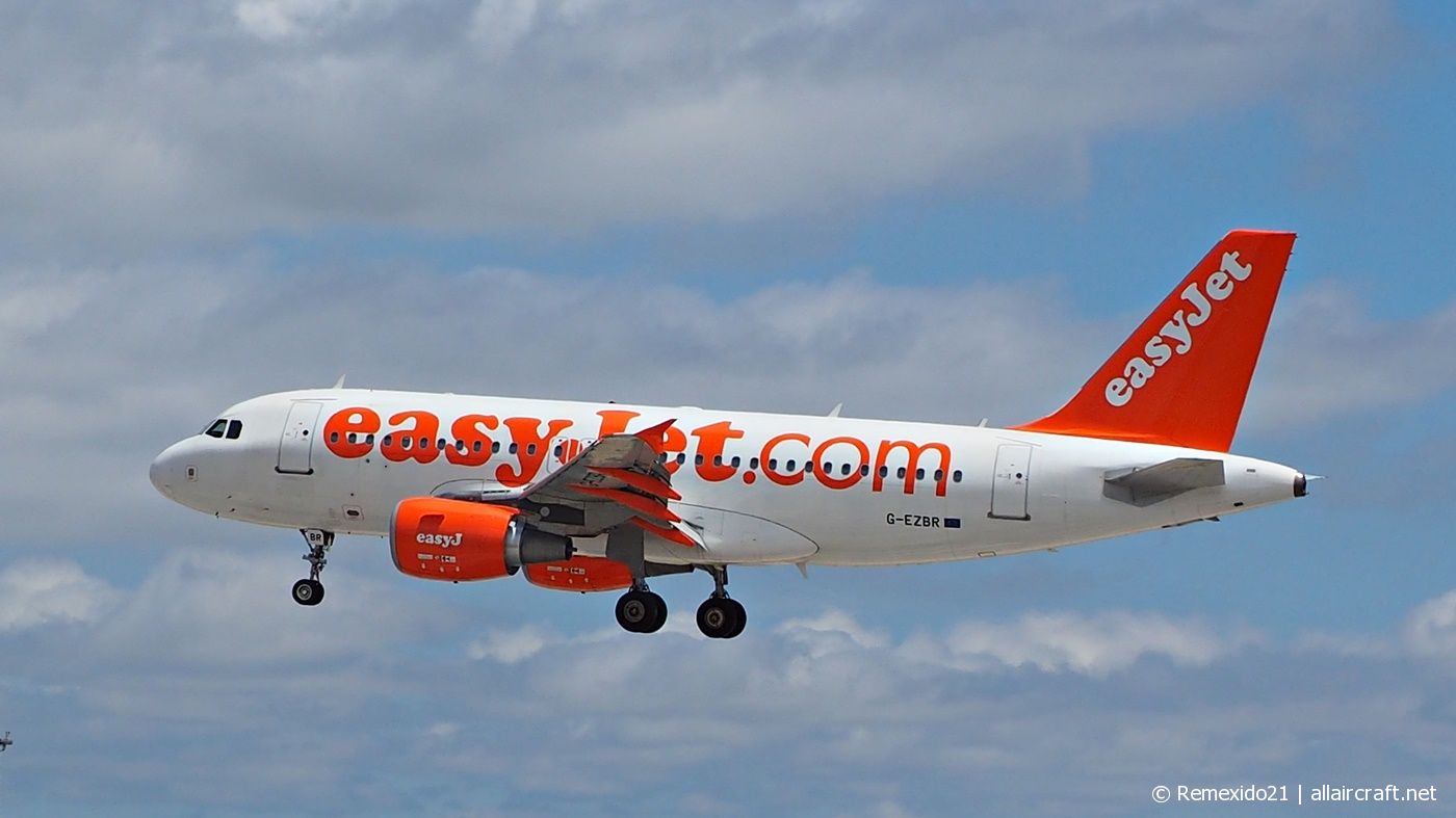 G-EZBR · Airbus A319-111 · (LIS / LPPT)