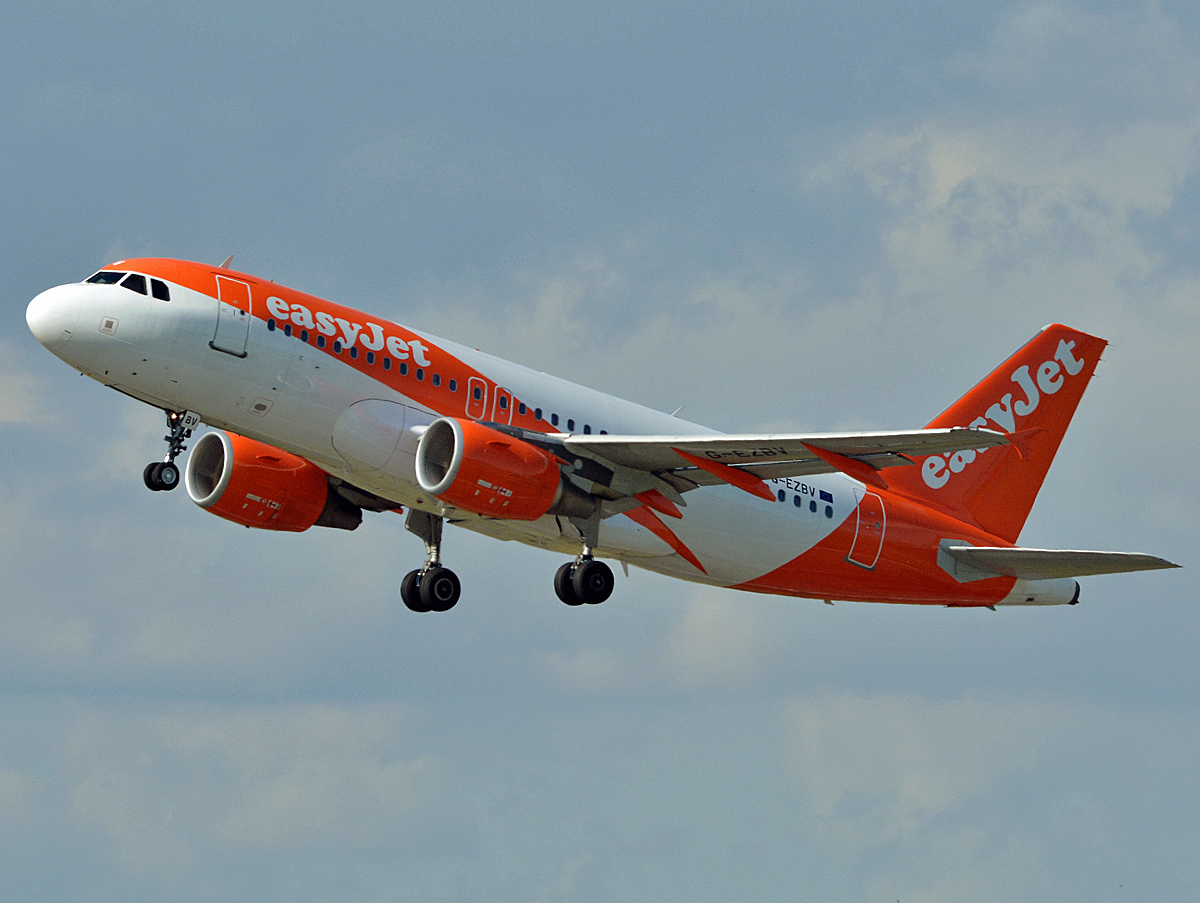 G-EZBV · Airbus A319-111 · (CPH / EKCH)