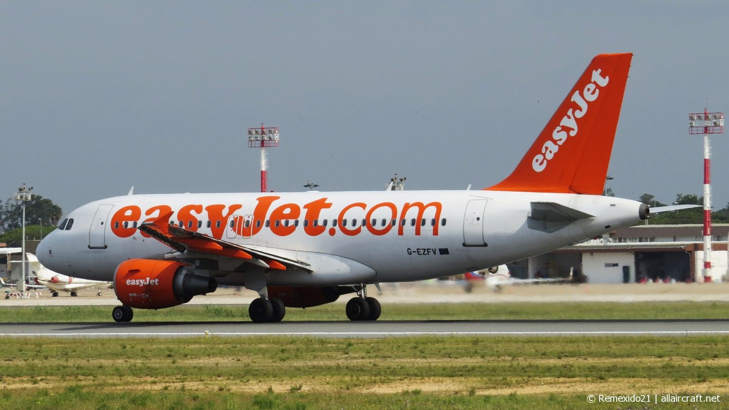 G-EZFV · Airbus A319-111 · (FAO / LPFR)