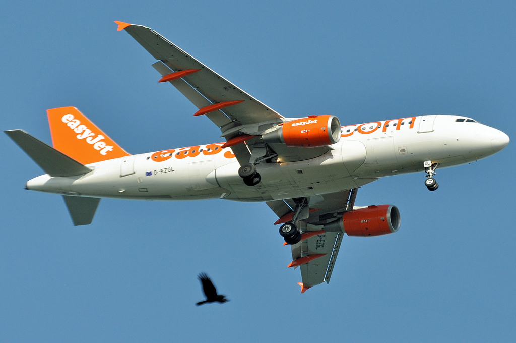 G-EZGL · Airbus A319-111 · (CPH / EKCH)