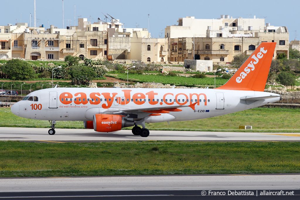 G-EZID (2442) 2005 Airbus A319-111