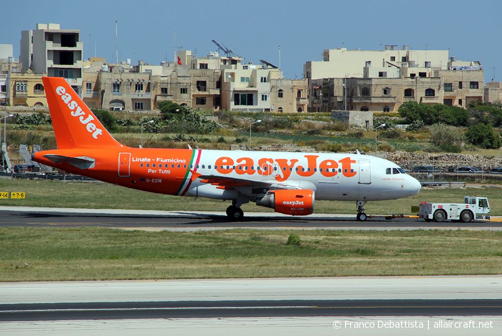 G-EZIW (2578) 2005 Airbus A319-111
