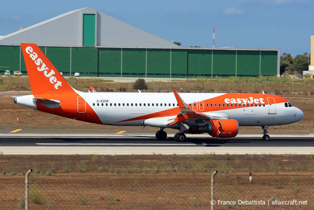 G-EZOP (6633) 2015 Airbus A320-214(WL)