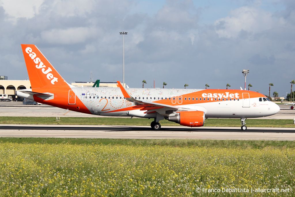G-EZOX (6837) 2015 Airbus A320-214(WL)