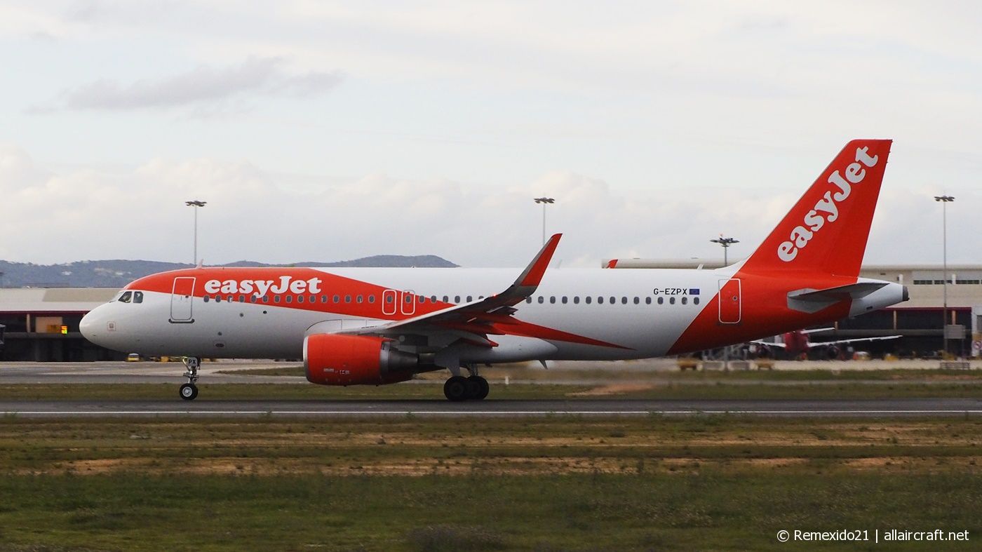 G-EZPX · Airbus A320-214 · (FAO / LPFR)