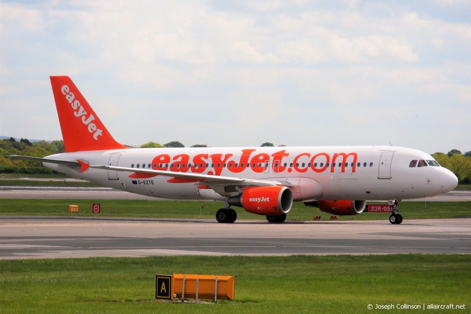G-EZTE (3913) 2009 Airbus A320-214