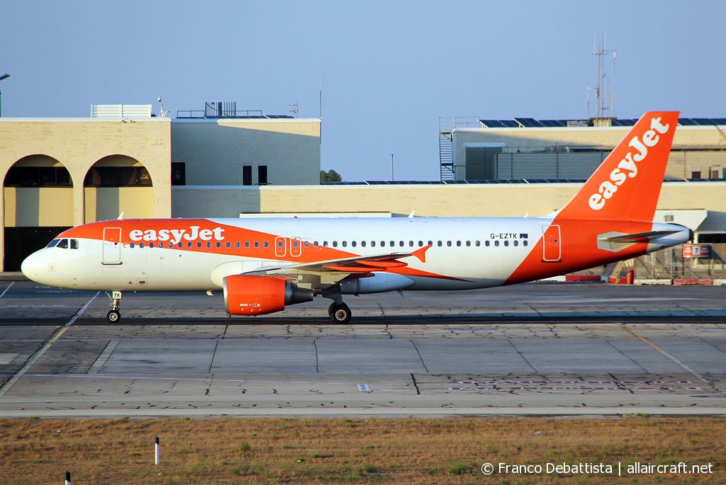 G-EZTK (3991) 2009 Airbus A320-214
