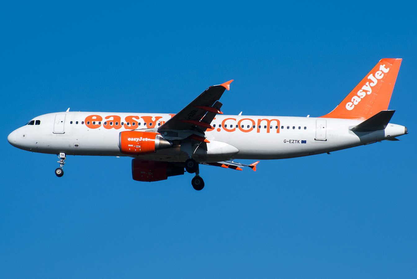 G-EZTK (3991) 2009 Airbus A320-214