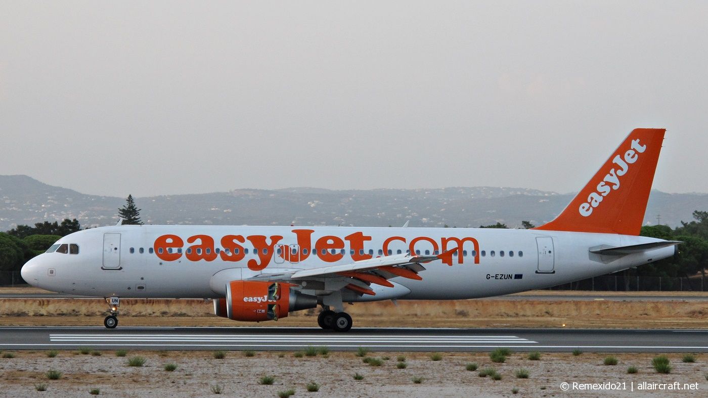 G-EZUN (5046) 2012 Airbus A320-214