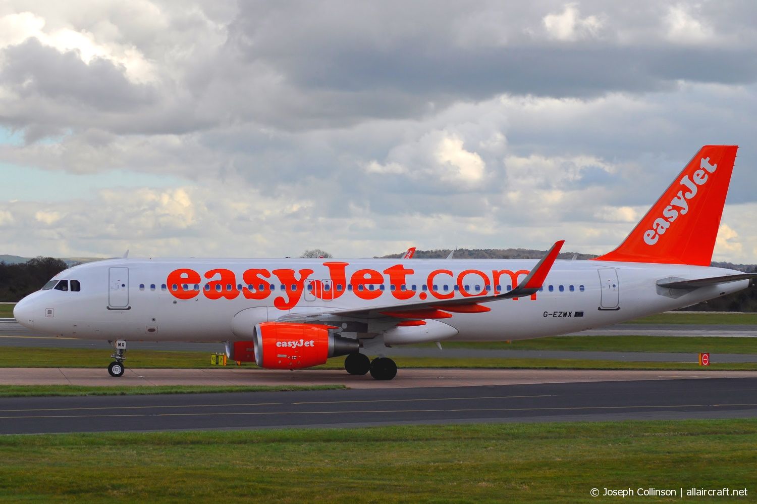 G-EZWX · Airbus A320-214(WL) · (MAN / EGCC)