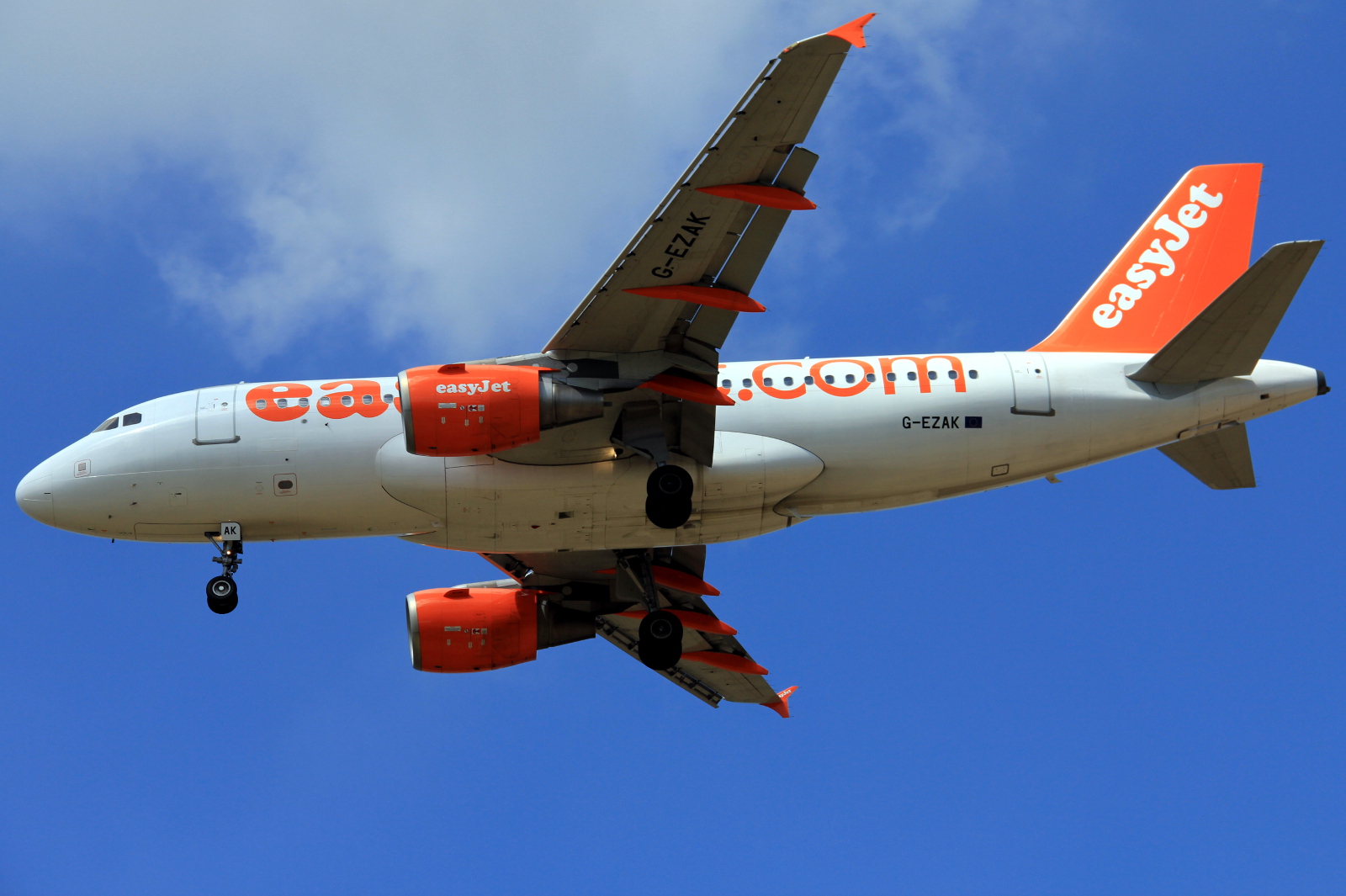 G-EZAK · Airbus A319-111 · (FCO / LIRF)