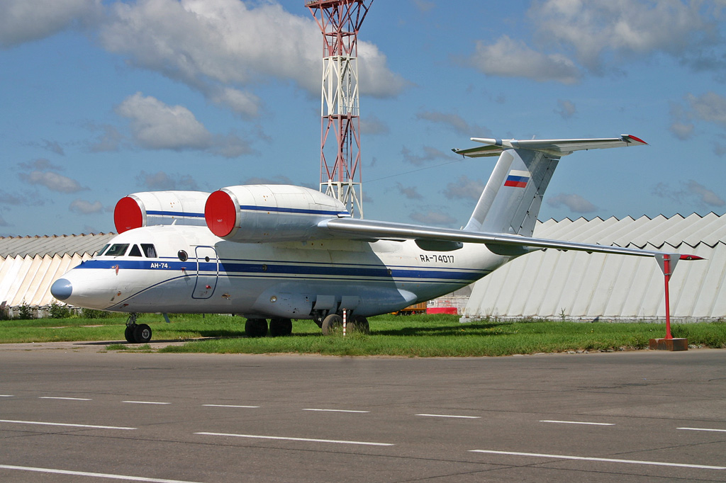 RA-74017 (47195015) 2004 Antonov An-74