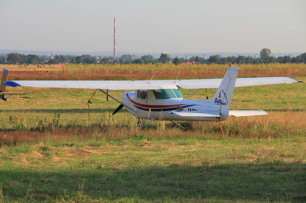 SP-WBL (15281785) Cessna 152