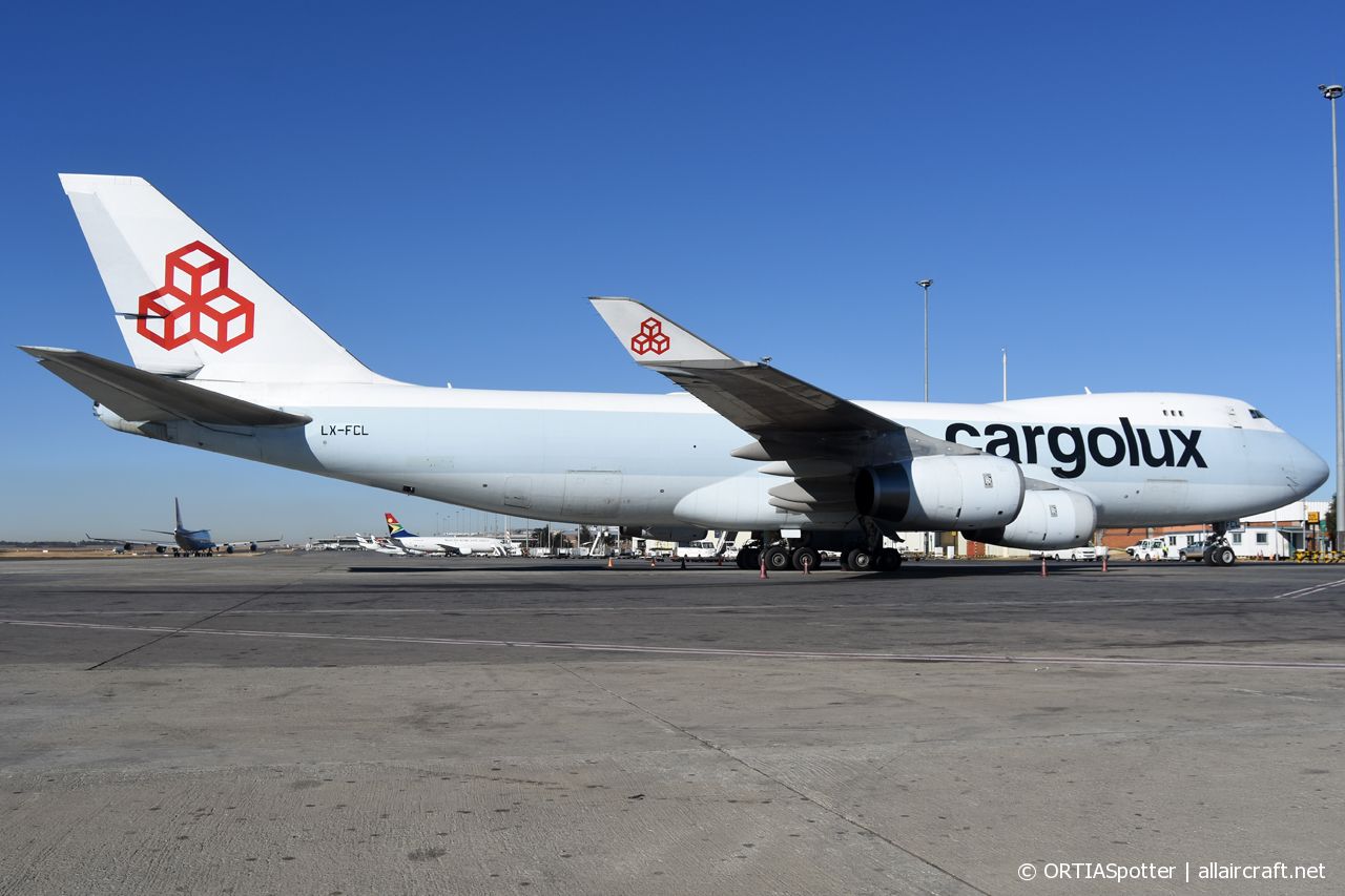 LX-FCL (27503) 1995 Boeing 747-467F