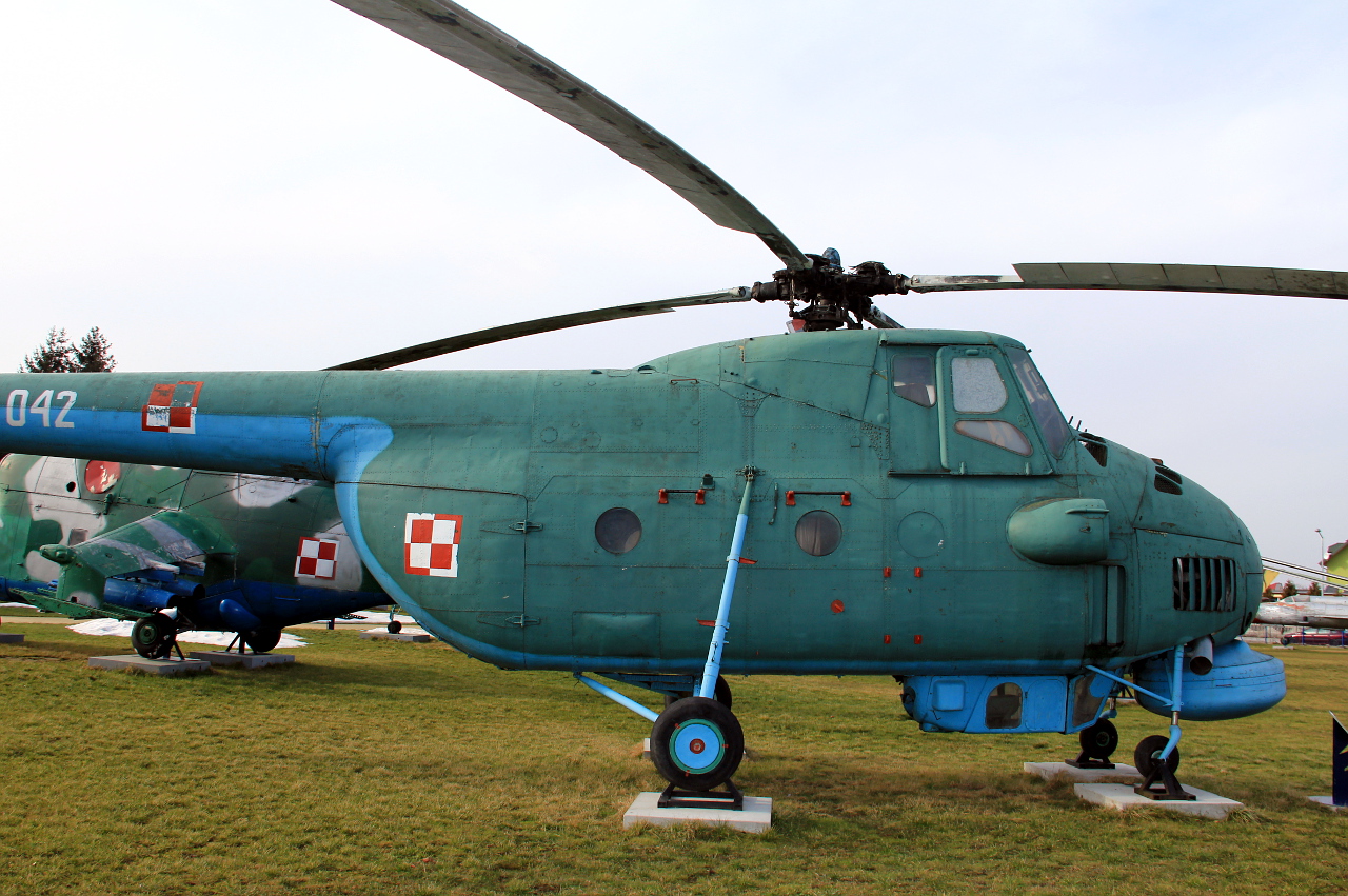 042 / 1717 (MSN 02177) Mil Mi-4ME