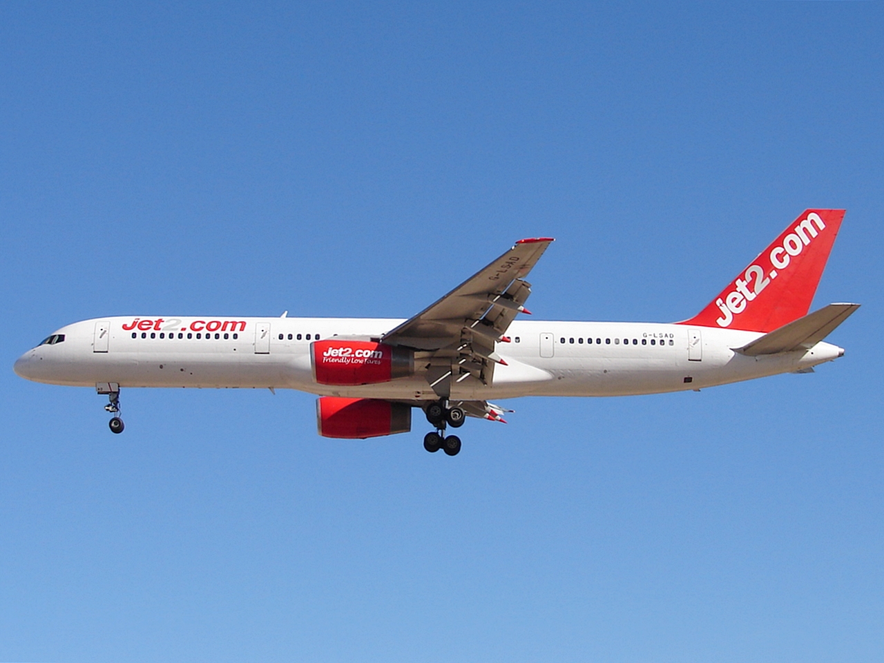 G-LSAD (24397) 1989 Boeing 757-236