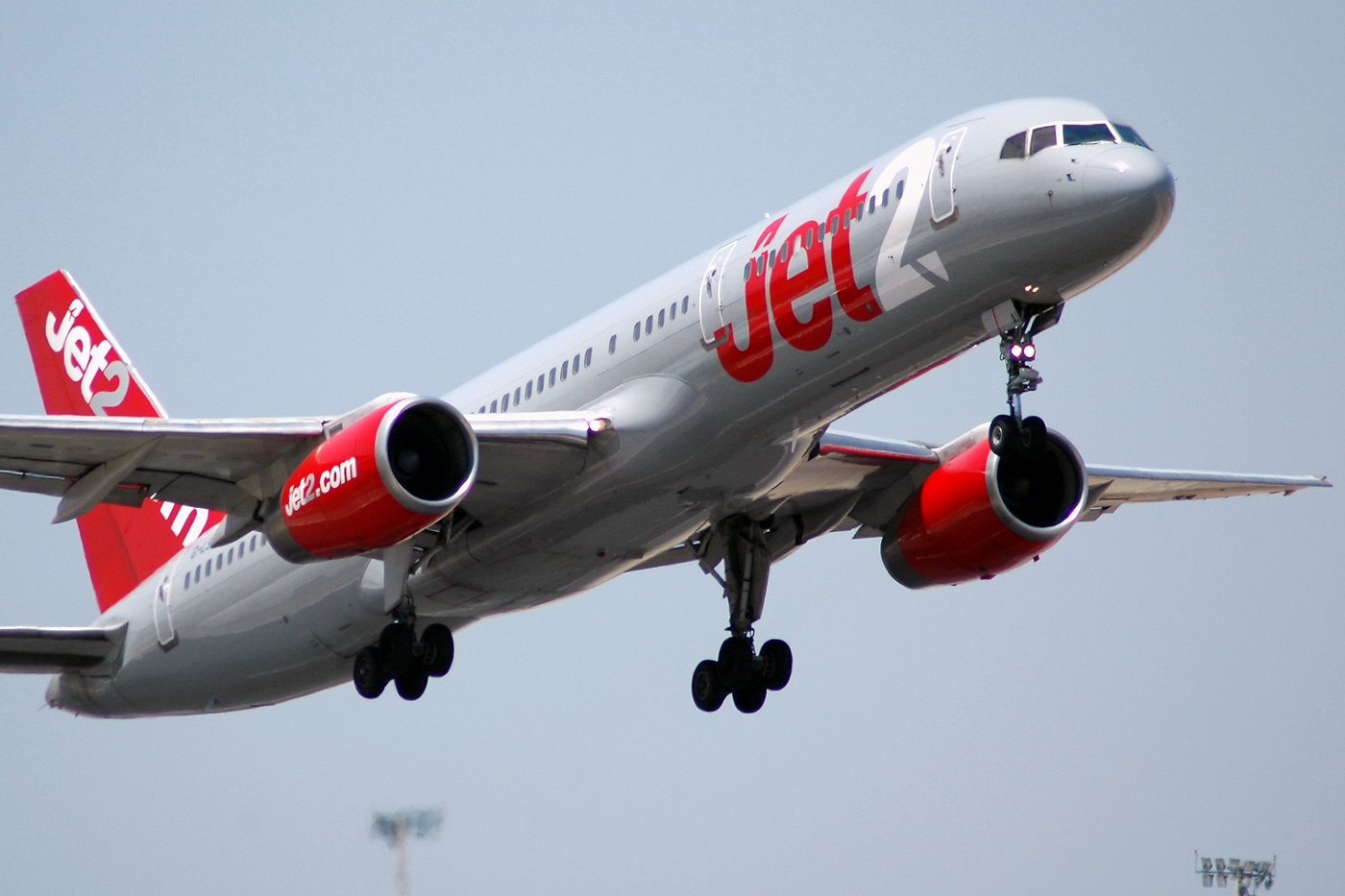 G-LSAI · Boeing 757-21B · (PMI / LEPA / LESJ)
