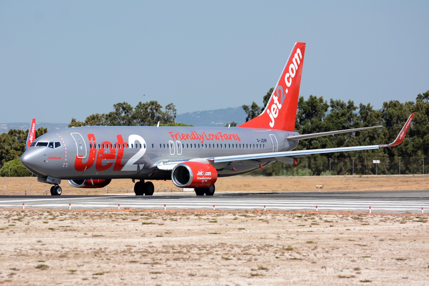 G-JZHP (63147) 2016 Boeing 737-8MG(WL)