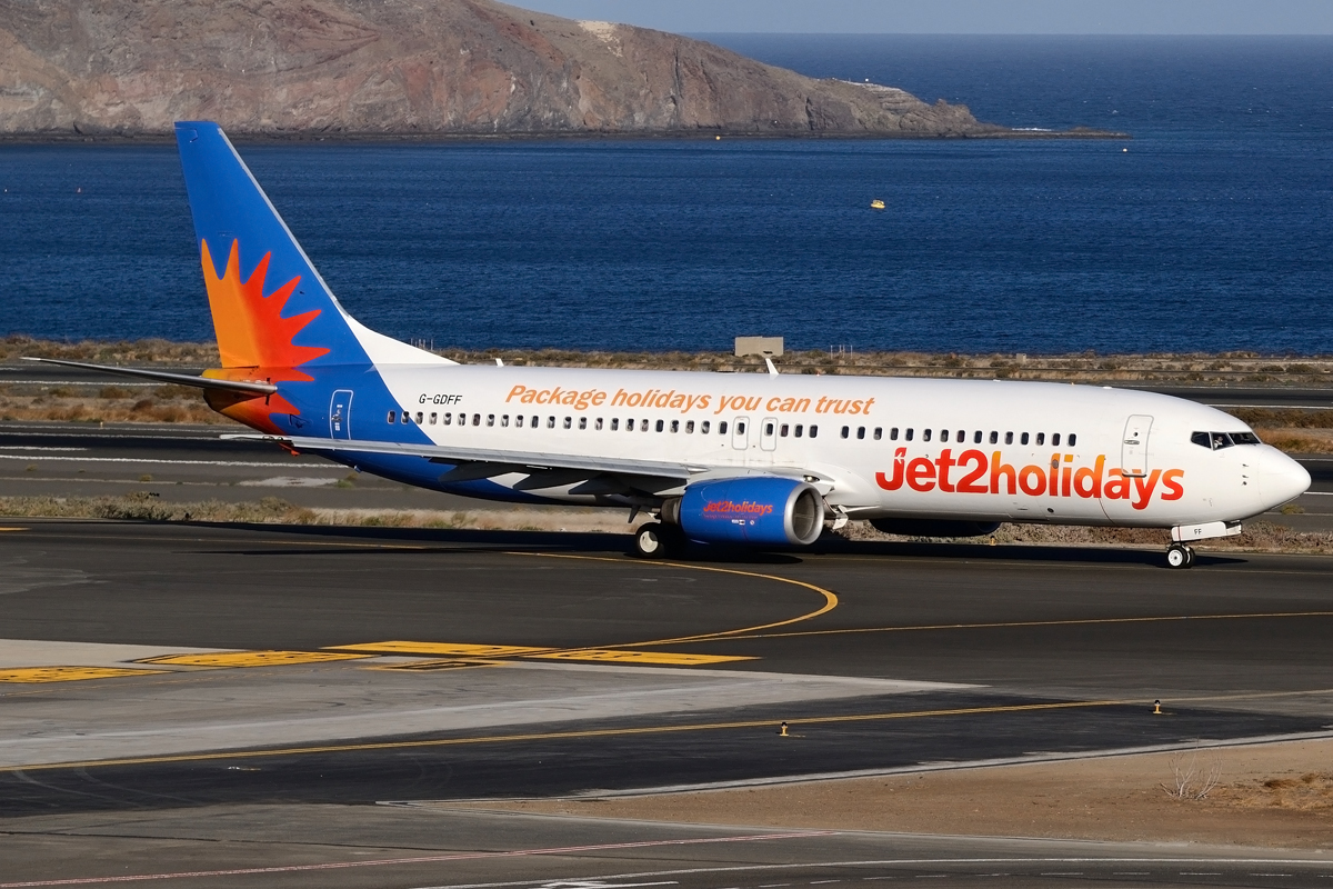 G-GDFF (28385) 1999 Boeing 737-85P
