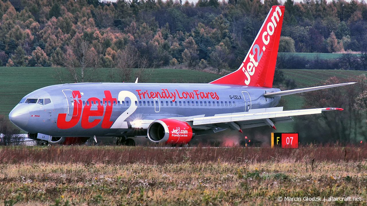 G-CELX · Boeing 737-377(QC) · (KRK / EPKK)