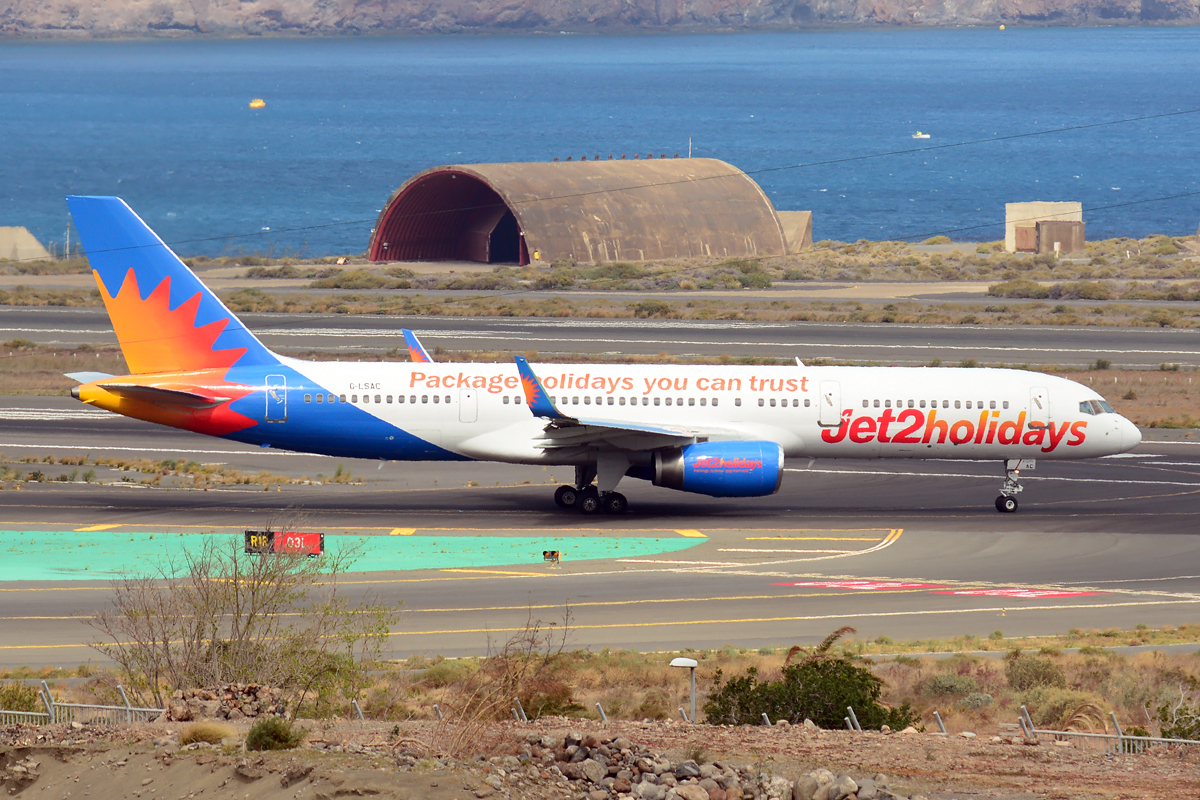 G-LSAC · Boeing 757-23A · (LPA / GCLP)