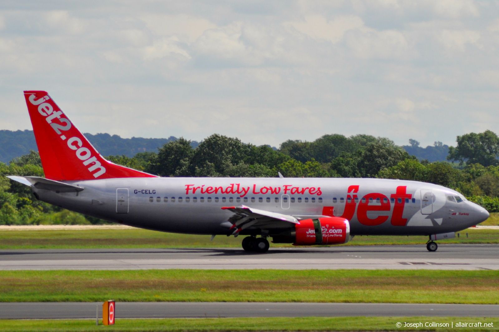 G-CELG · Boeing 737-377 · (MAN / EGCC)