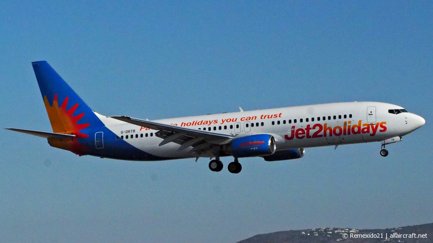 G-DRTB · Boeing 737-86N · (FAO / LPFR)
