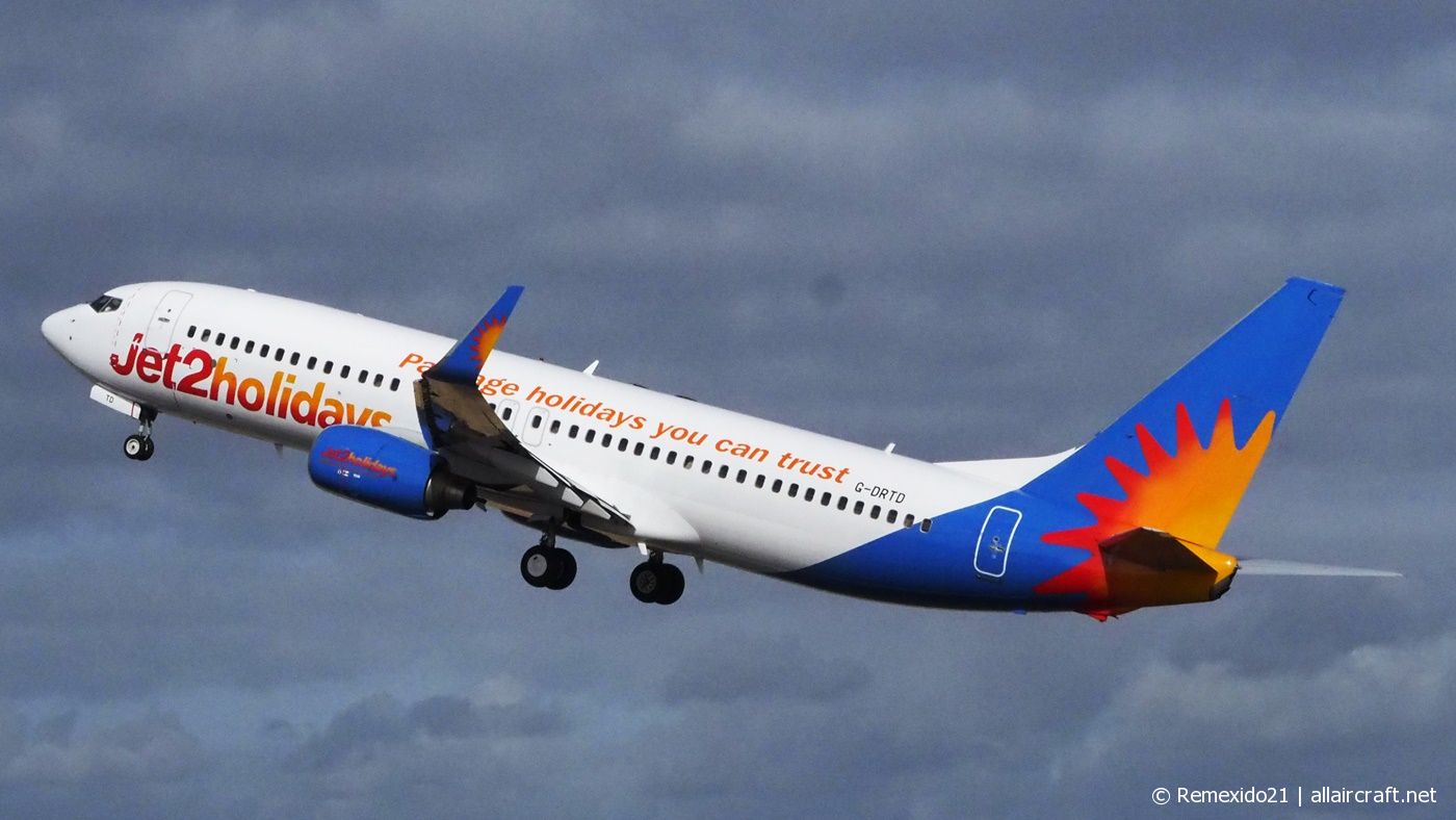 G-DRTD · Boeing 737-808(WL) · (FAO / LPFR)