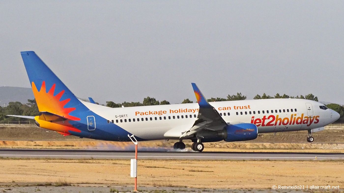 G-DRTT · Boeing 737-8Q8(WL) · (FAO / LPFR)