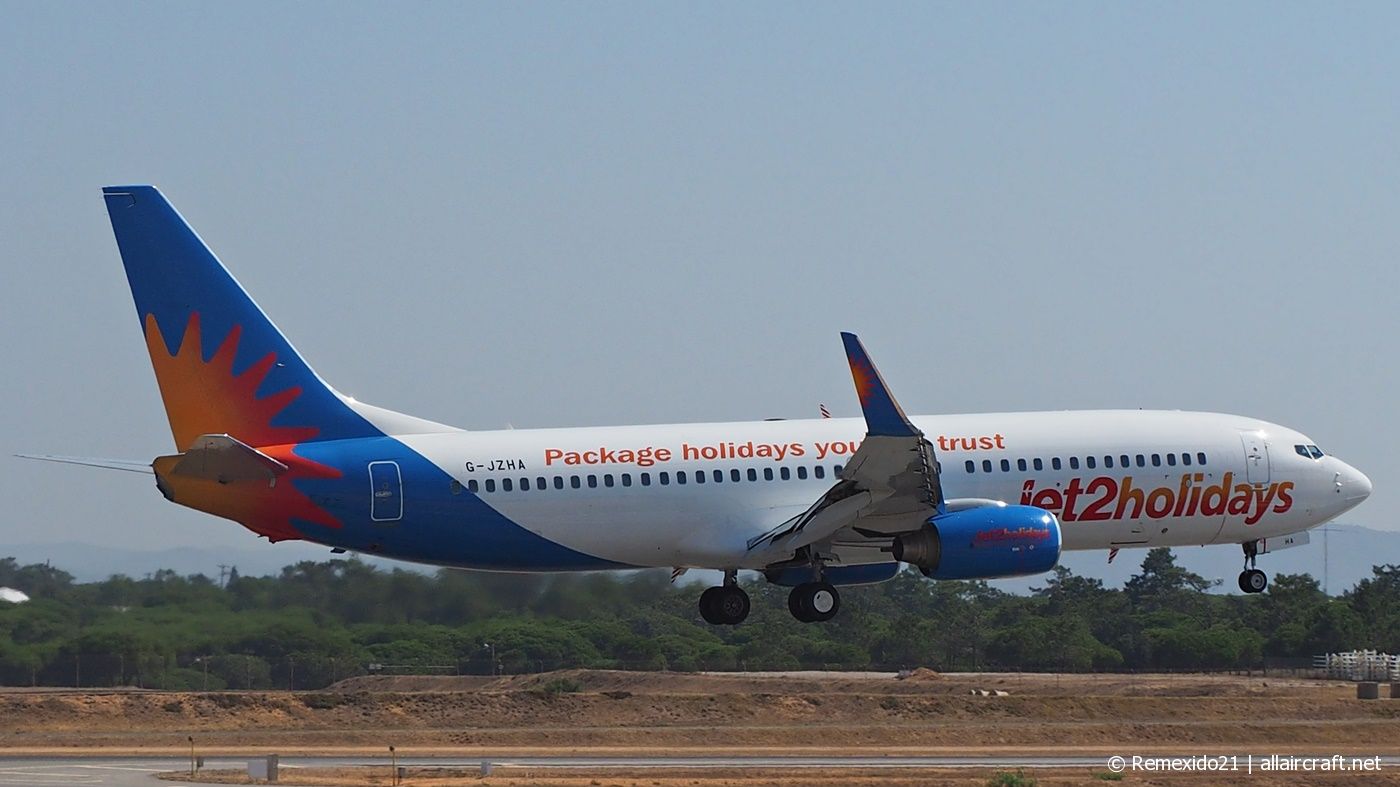 G-JZHA · Boeing 737-8K5(WL) · (FAO / LPFR)