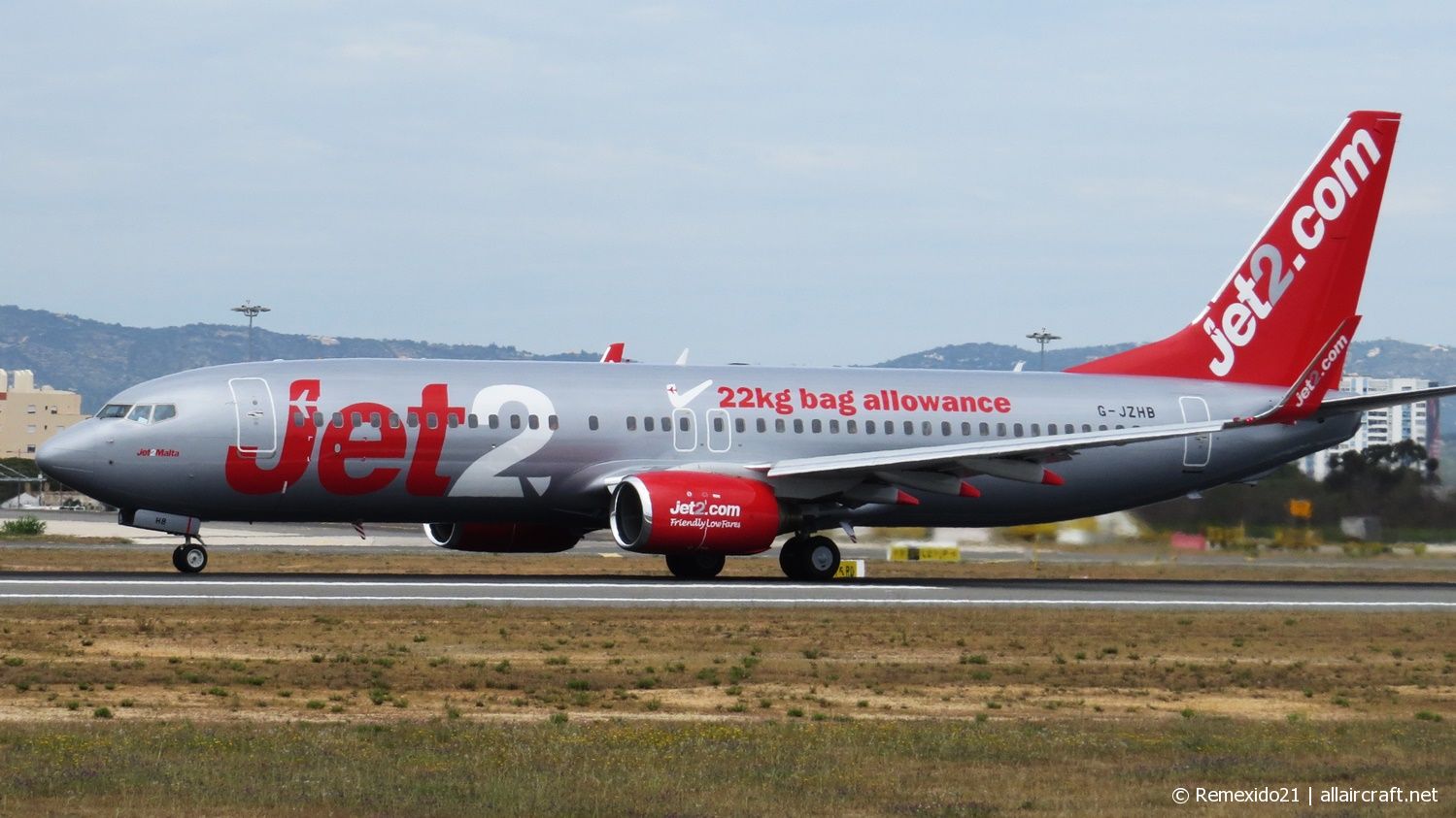 G-JZHB · Boeing 737-8K5(WL) · (FAO / LPFR)