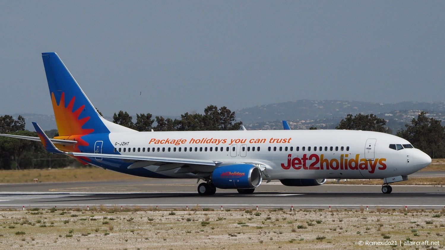 G-JZHT · Boeing 737-8MG(WL) · (FAO / LPFR)