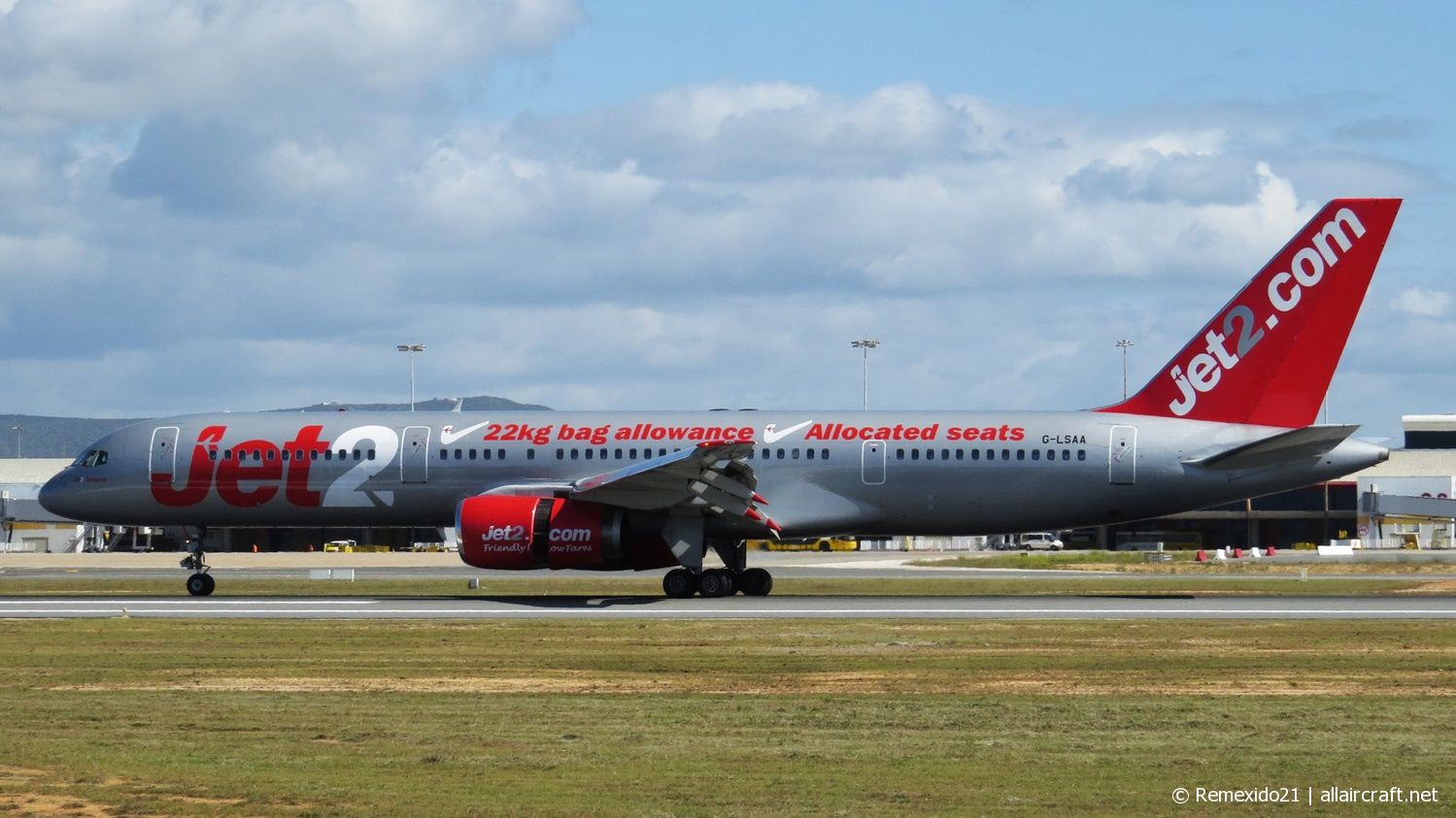 G-LSAA (24122) 1988 Boeing 757-236