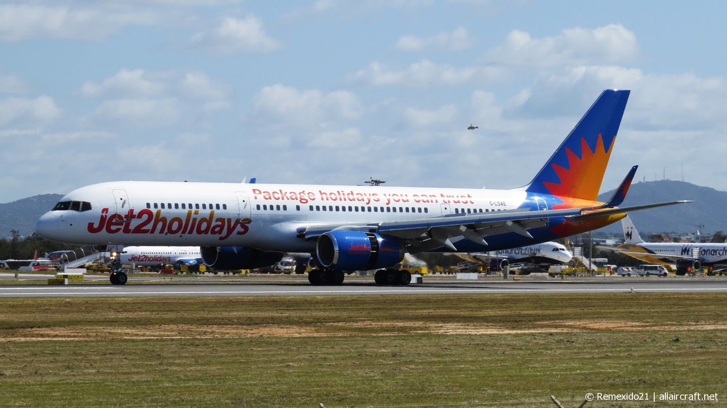 G-LSAE (24135) 1988 Boeing 757-27B(WL)