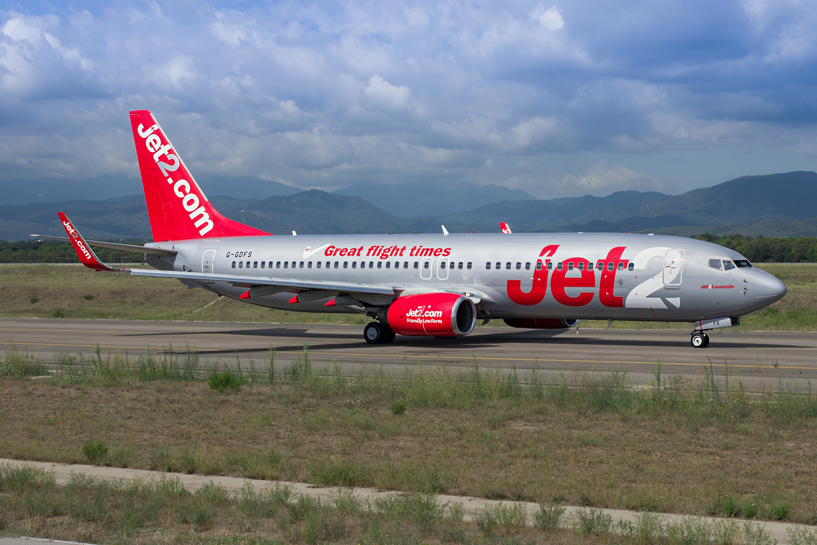G-GDFS · Boeing 737-86N(WL) · (GRO / LEGE)