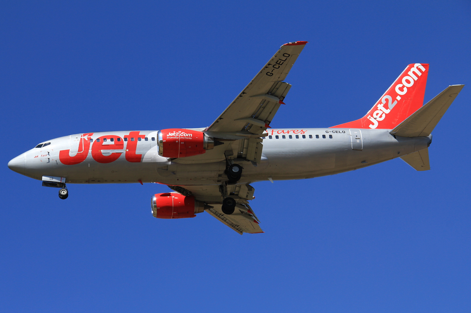 G-CELO · Boeing 737-33A(QC) · (FCO / LIRF)
