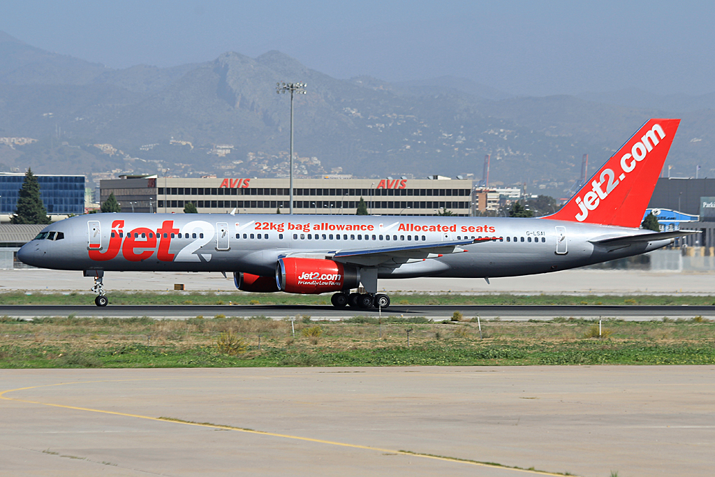 G-LSAI (24016) 1987 Boeing 757-21B