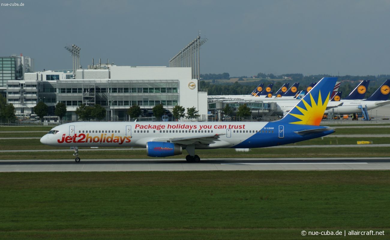 G-LSAM (26966) 1993 Boeing 757-204