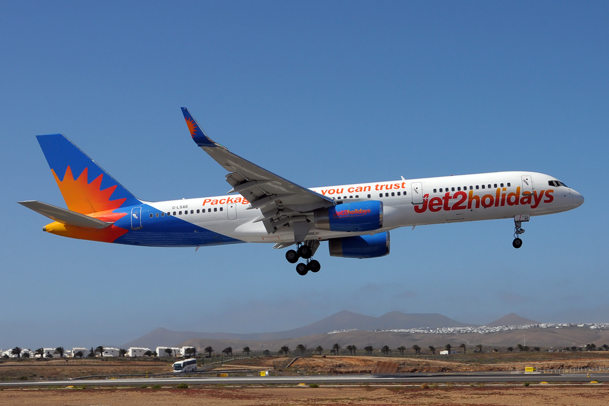G-LSAE · Boeing 757-27B(WL) · (ACE / GCRR)