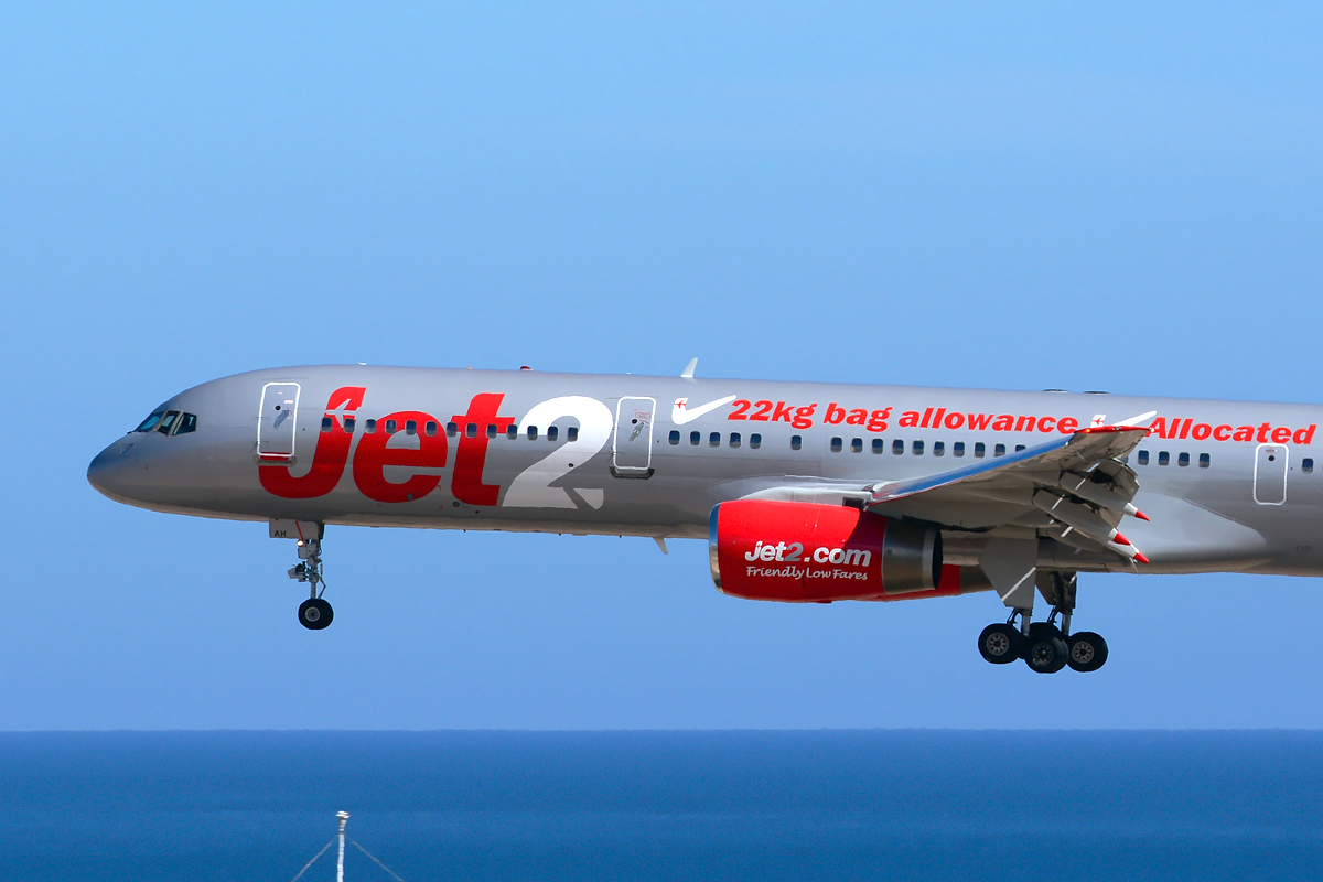 G-LSAH · Boeing 757-21B · (LPA / GCLP)