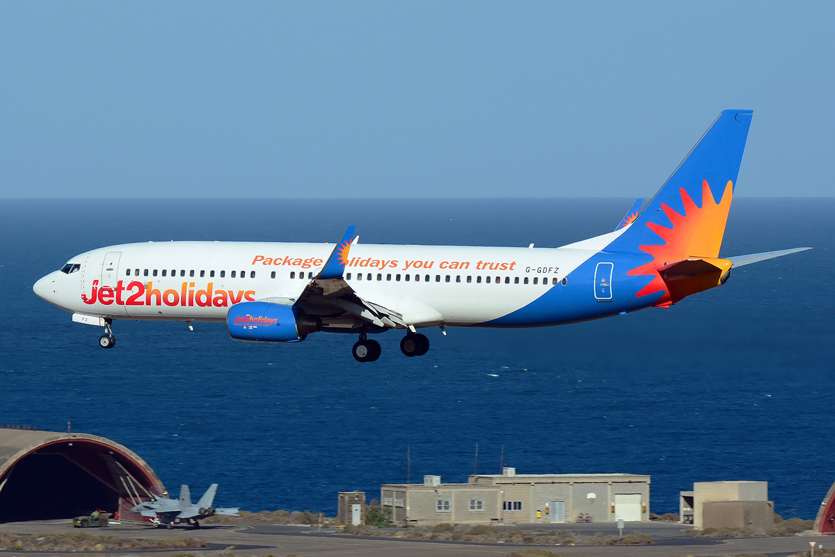 G-GDFZ · Boeing 737-86Q(WL) · (LPA / GCLP)