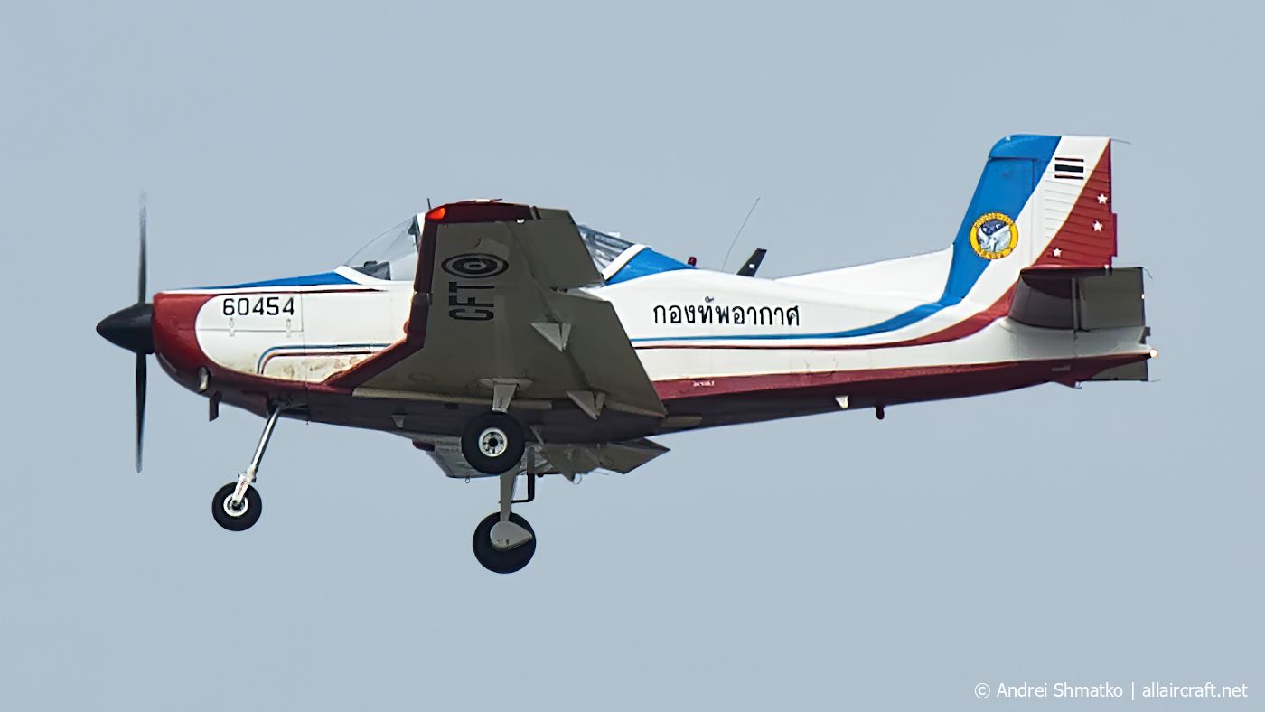 60454 Pacific Aerospace CT-4B Airtrainer